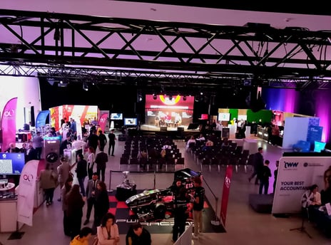 3-minute pitches by five local startups